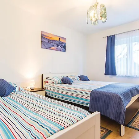 Ferienhaus Lovely In With Wifi *