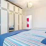 Lovely In With Wifi Casa vacanze *