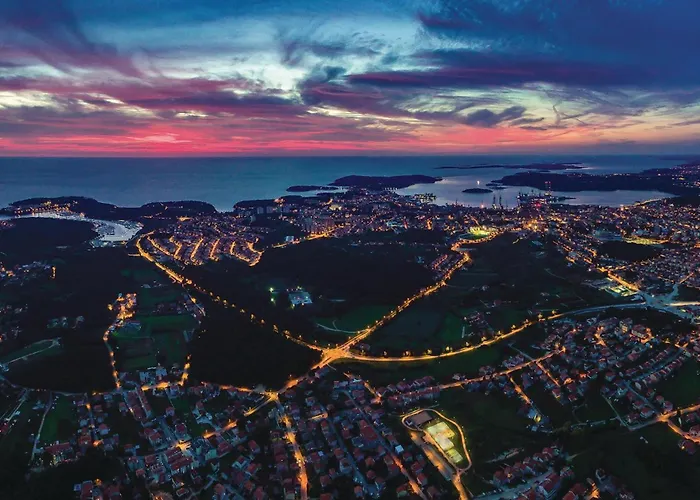 Lovely In With Wifi * Pula